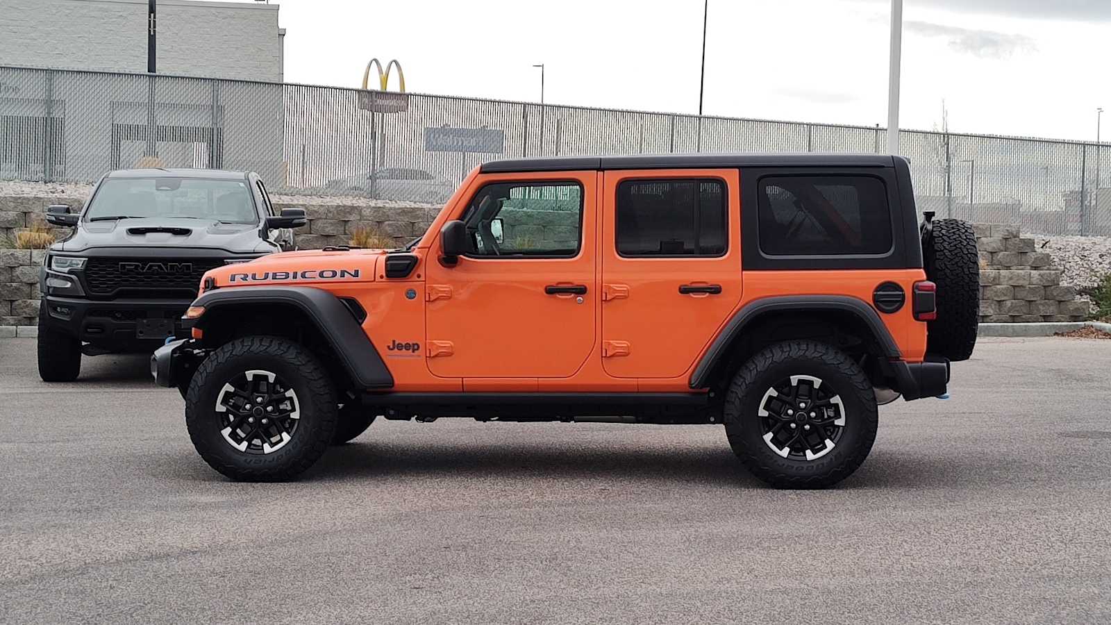 Thumbnail: 2025 Jeep Wrangler - 3