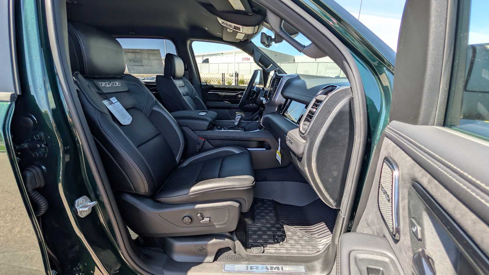 Thumbnail: 2026 RAM 1500 - 14