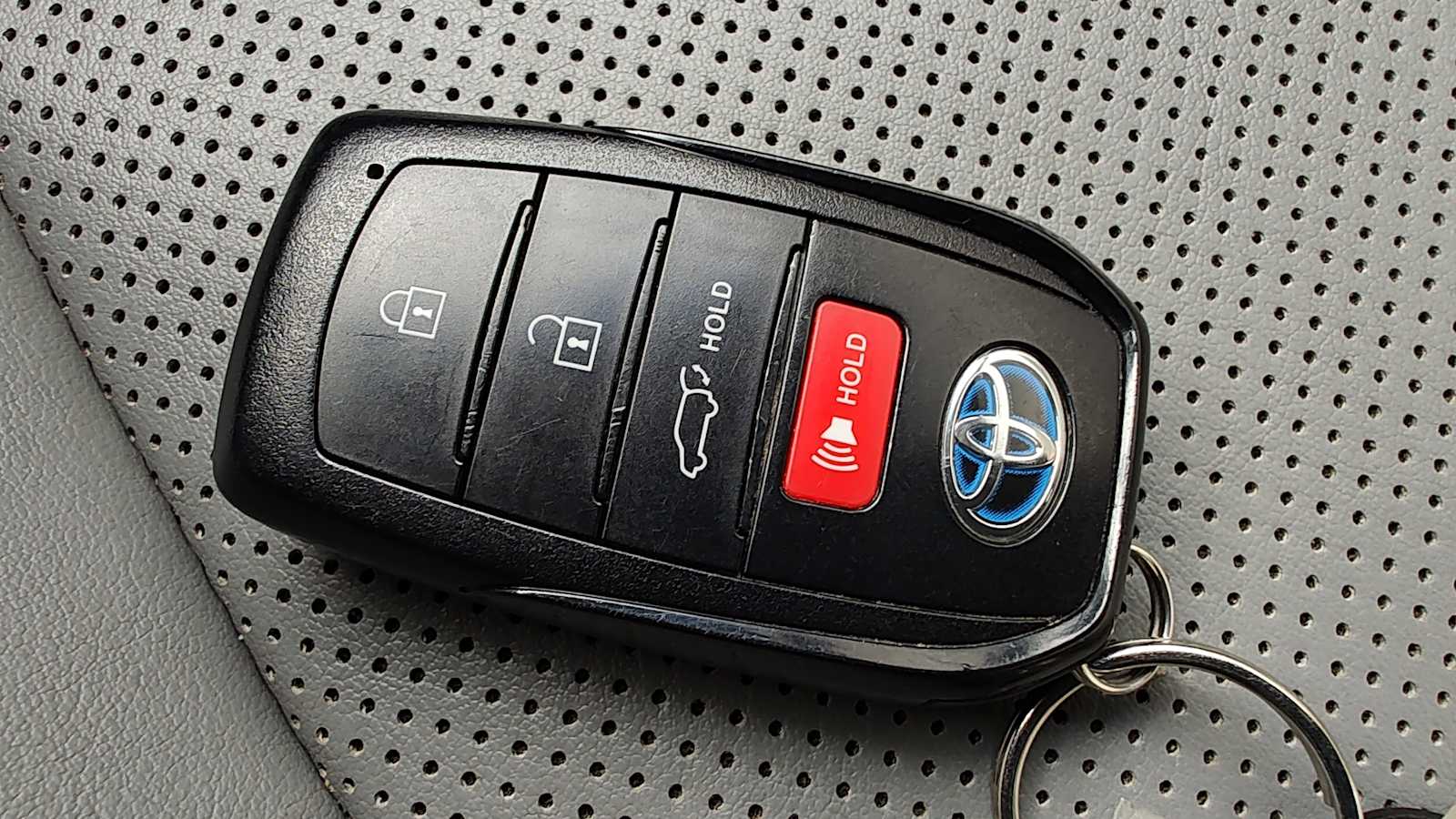 Thumbnail: 2021 Toyota Venza - 20