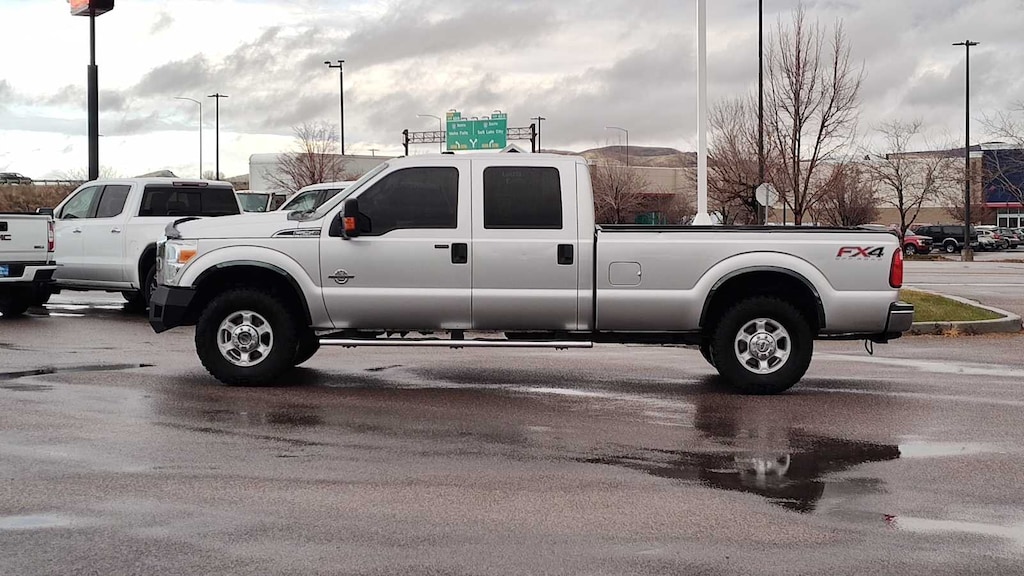Used 2014 Ford F-250 XLT Truck Crew Cab