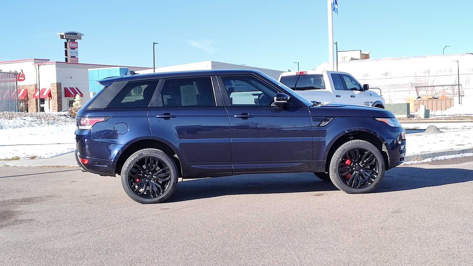 Thumbnail: 2016 Land Rover Range Rover Sport - 24