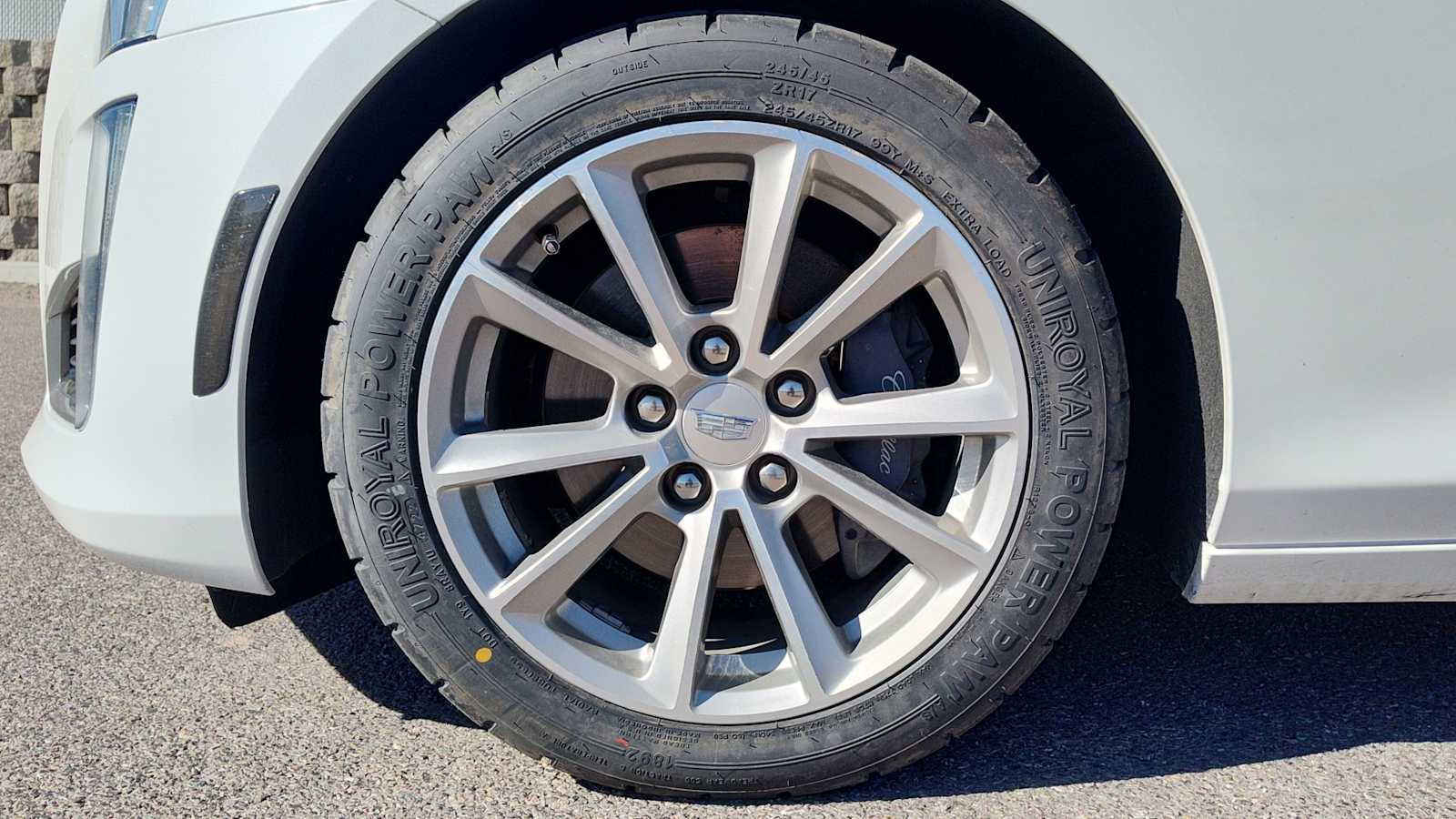 Thumbnail: 2019 Cadillac CTS - 8