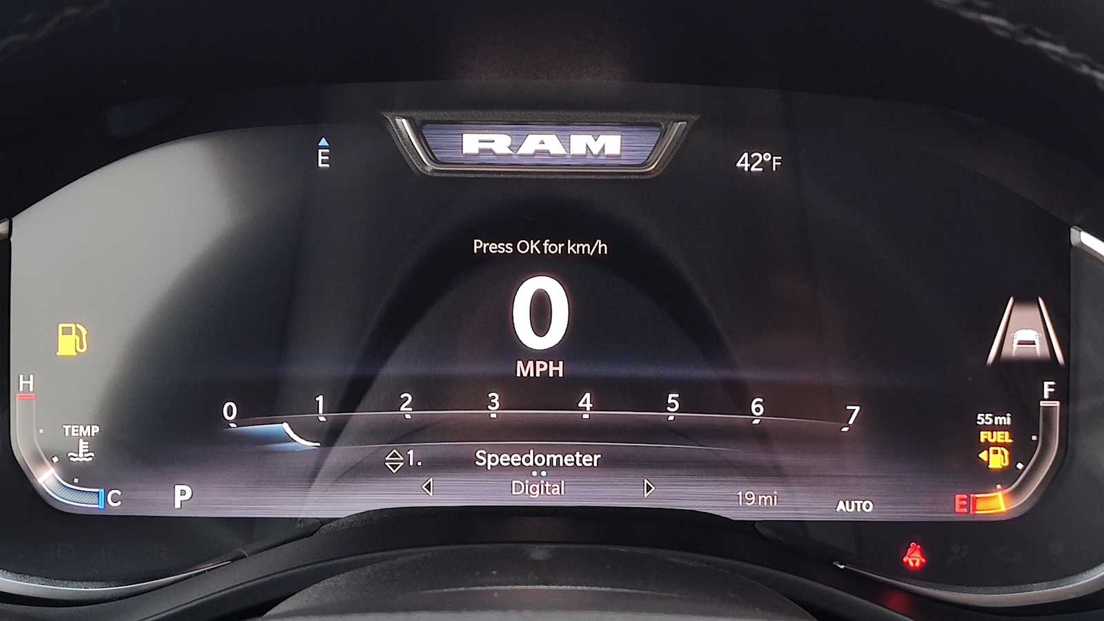 Thumbnail: 2026 RAM 1500 - 18