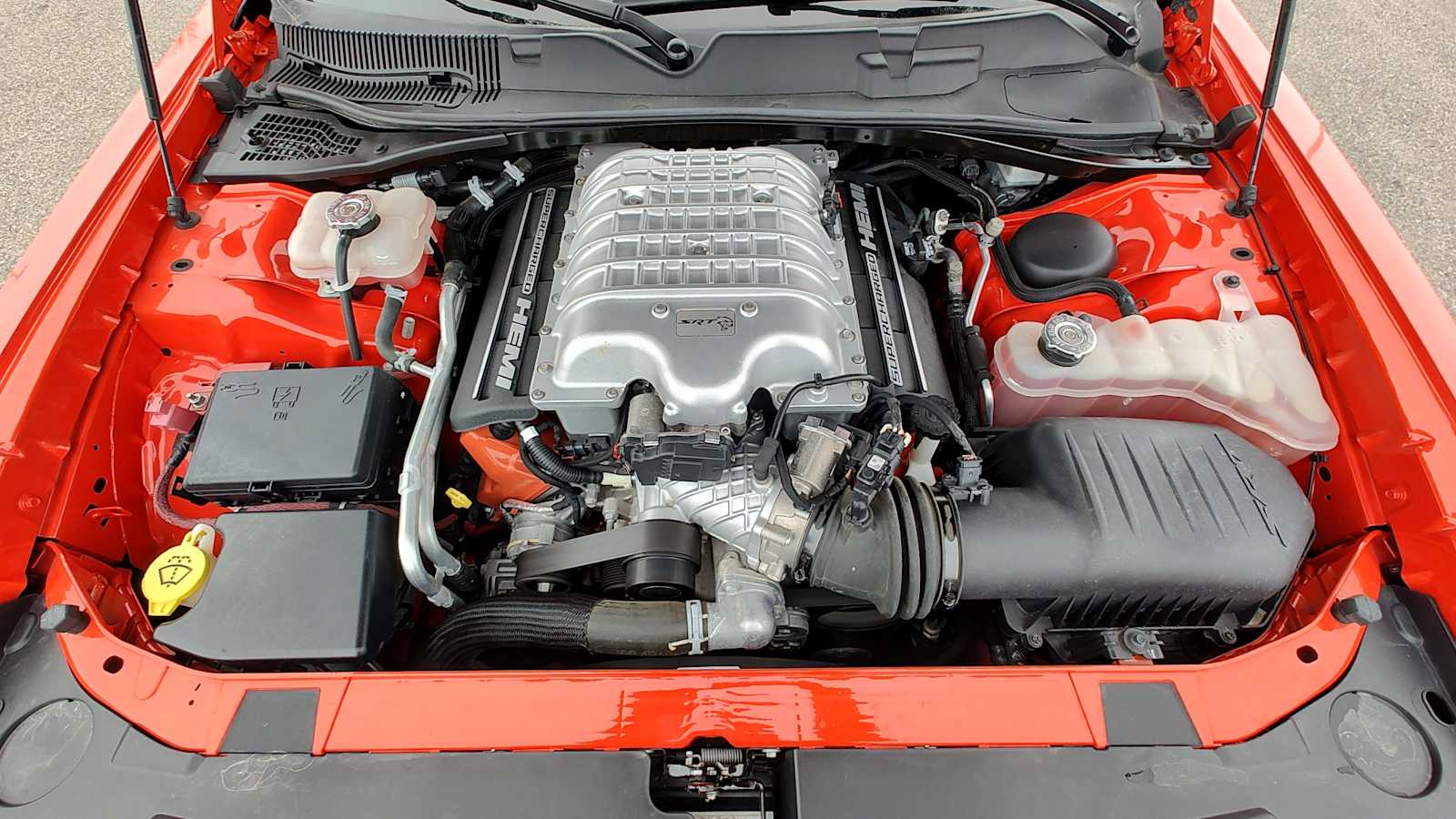 Thumbnail: 2016 Dodge Challenger - 9