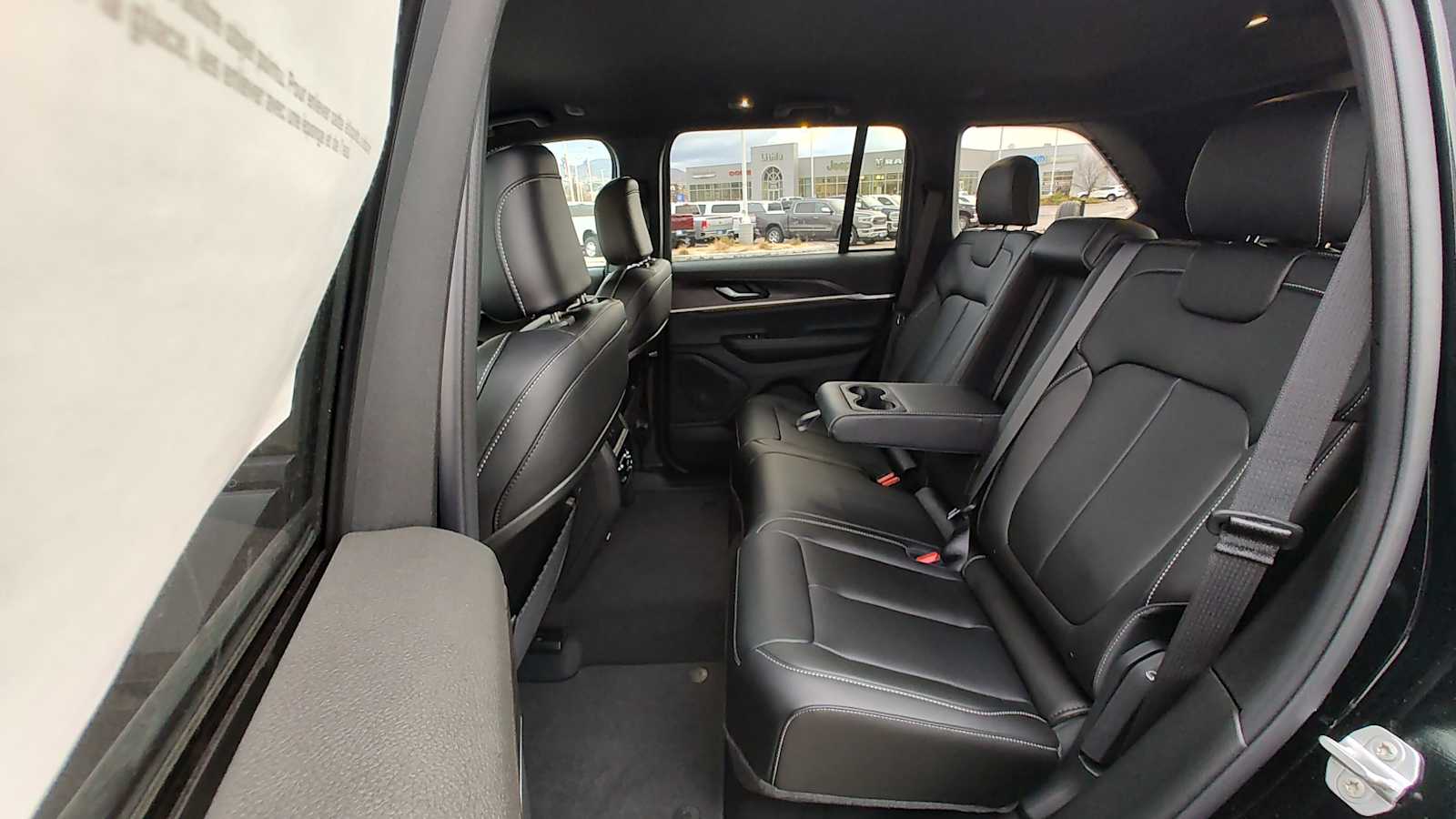 Thumbnail: 2025 Jeep Grand Cherokee - 13