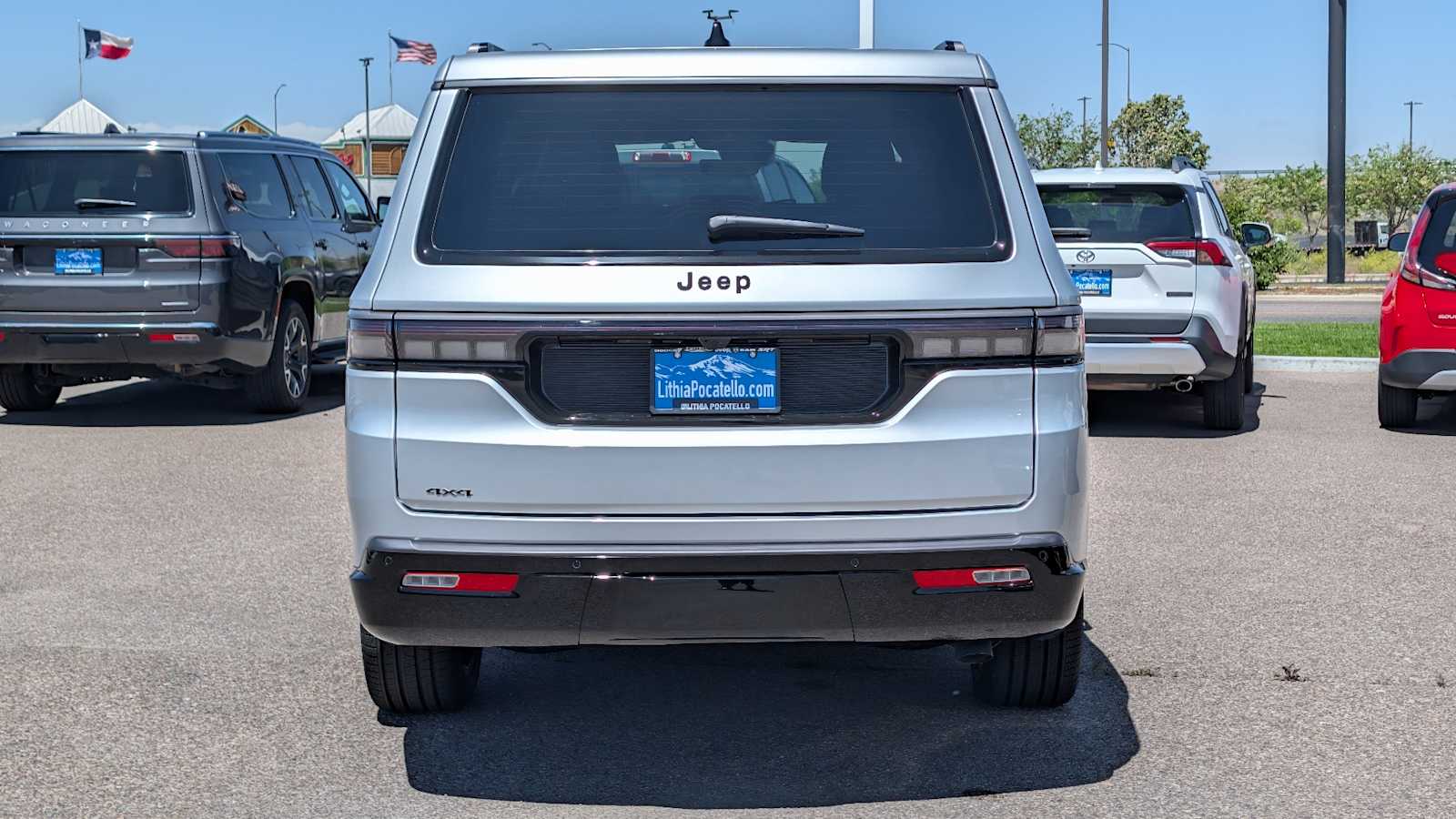 Thumbnail: 2026 Jeep Grand Wagoneer - 5