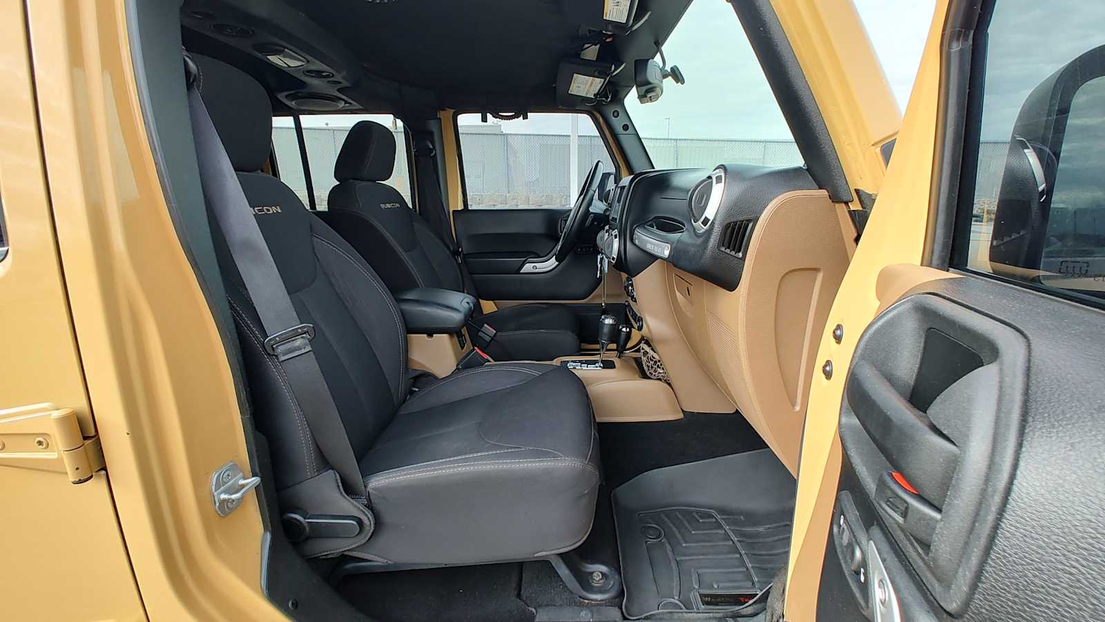 Thumbnail: 2014 Jeep Wrangler - 14