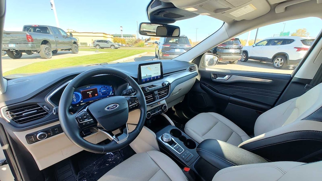 Used 2022 Ford Escape Titanium SUV