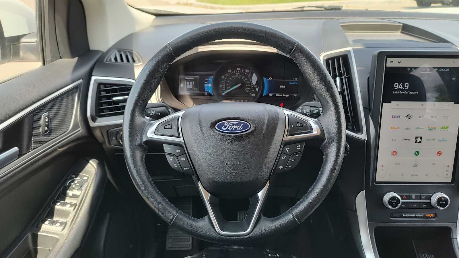 2023 Ford Edge SEL 15
