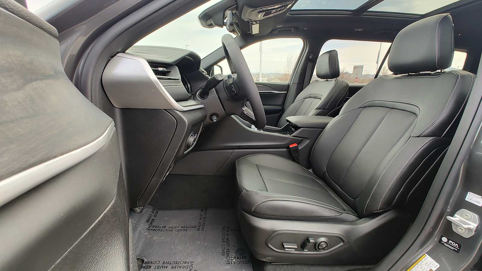 Thumbnail: 2026 Jeep Grand Cherokee - 11