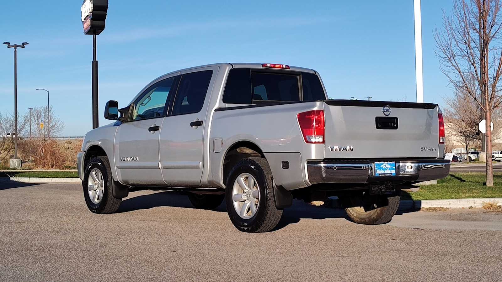 Thumbnail: 2015 Nissan Titan - 4