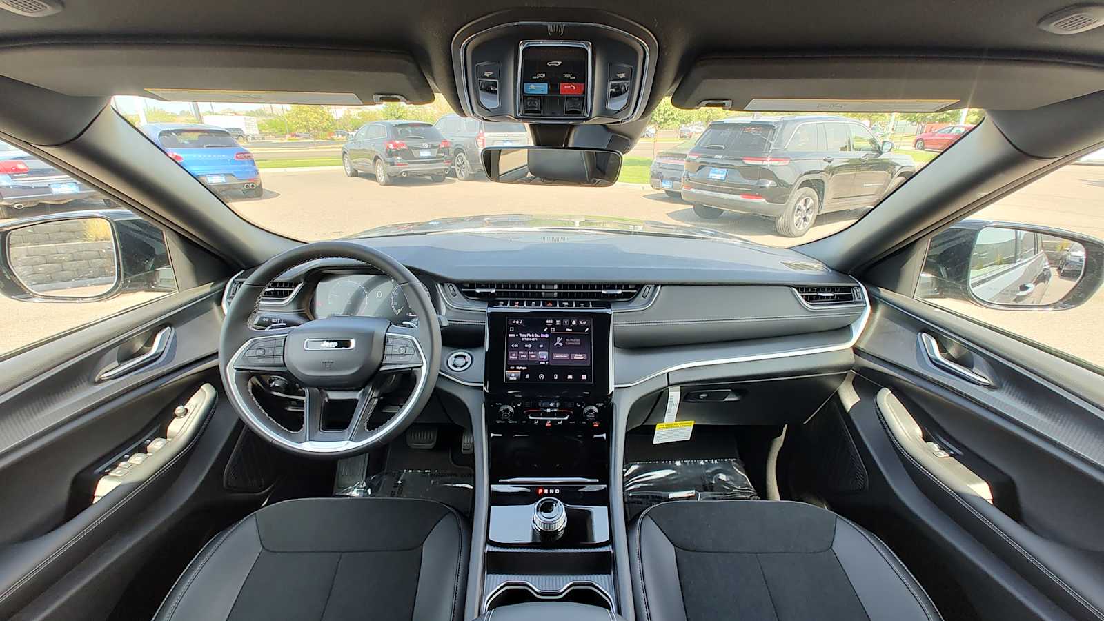 Thumbnail: 2025 Jeep Grand Cherokee - 10