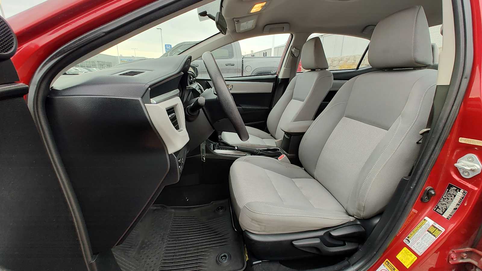 Thumbnail: 2014 Toyota Corolla - 11