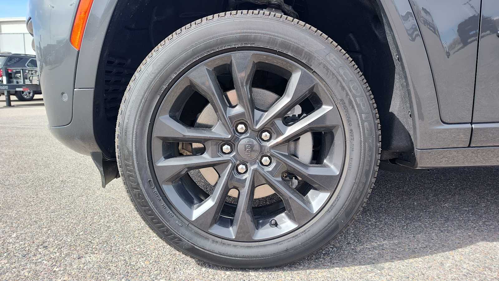 Thumbnail: 2026 Jeep Grand Cherokee - 8