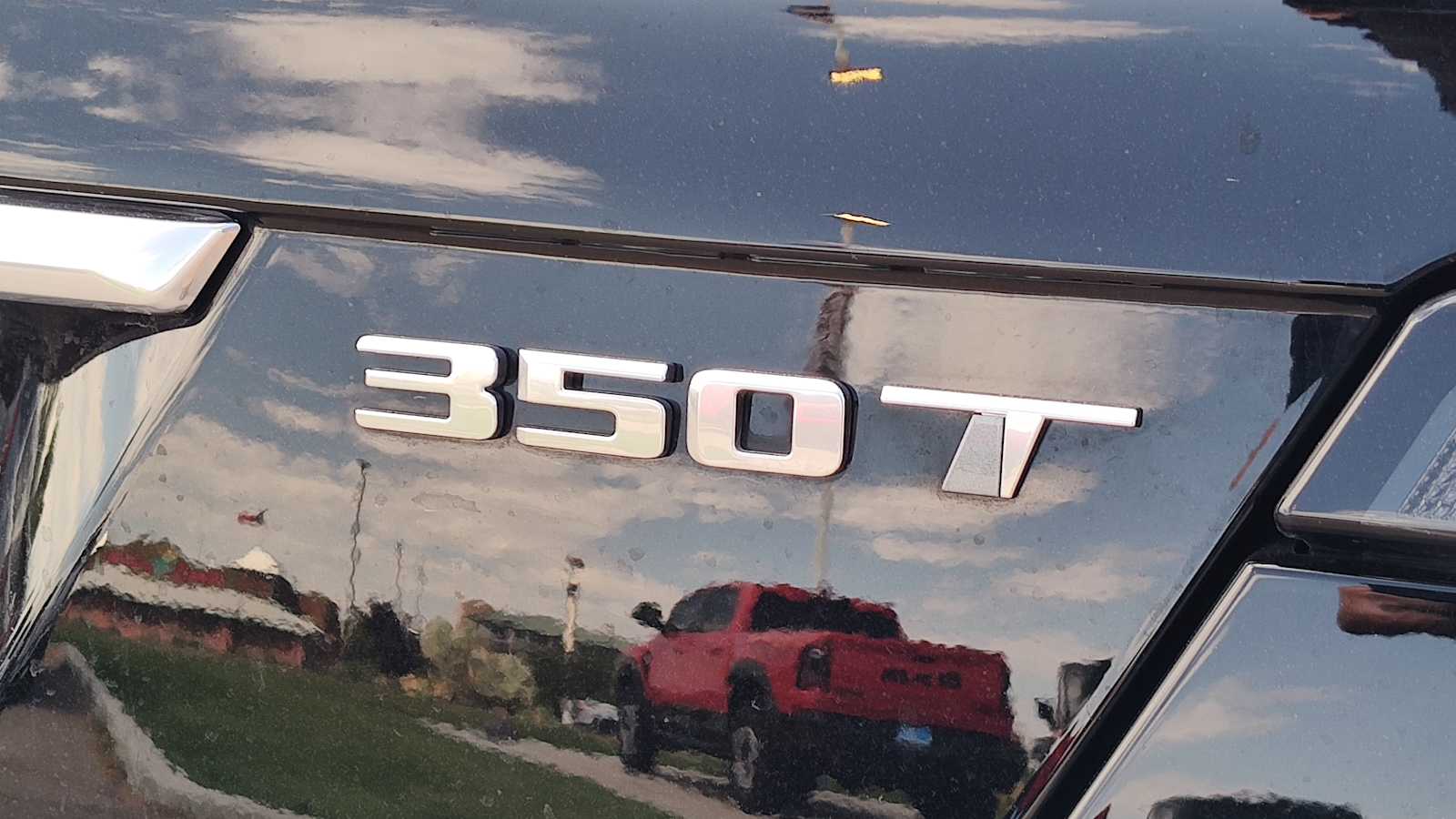 Thumbnail: 2023 Cadillac CT5 - 2