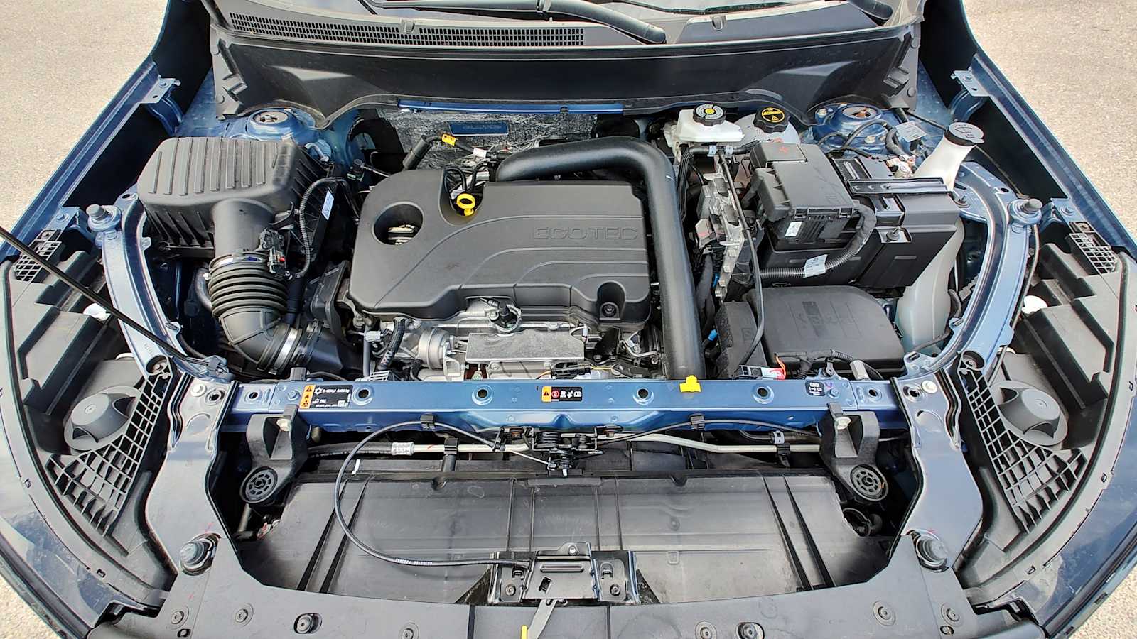 Thumbnail: 2024 GMC Terrain - 9