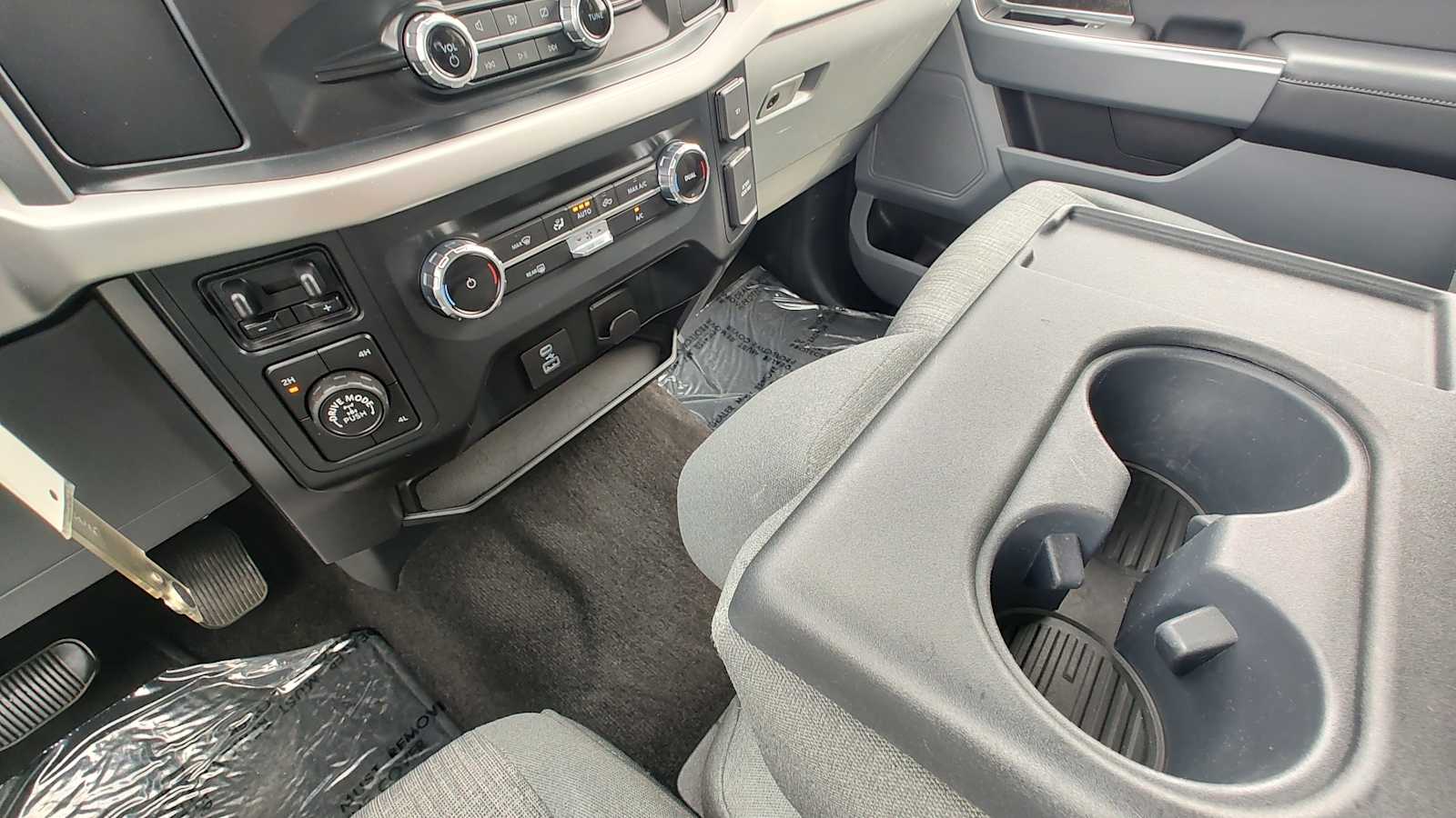 Thumbnail: 2022 Ford F-150 - 17