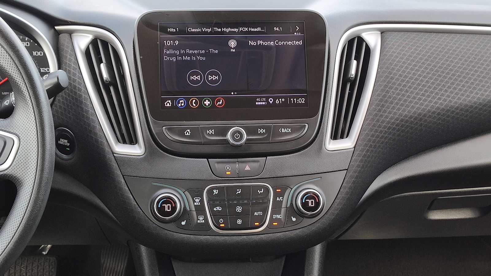 Thumbnail: 2024 Chevrolet Malibu - 16