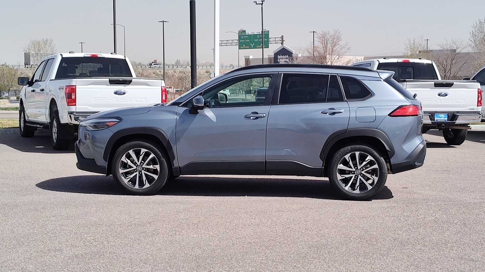 Thumbnail: 2023 Toyota Corolla Cross - 3