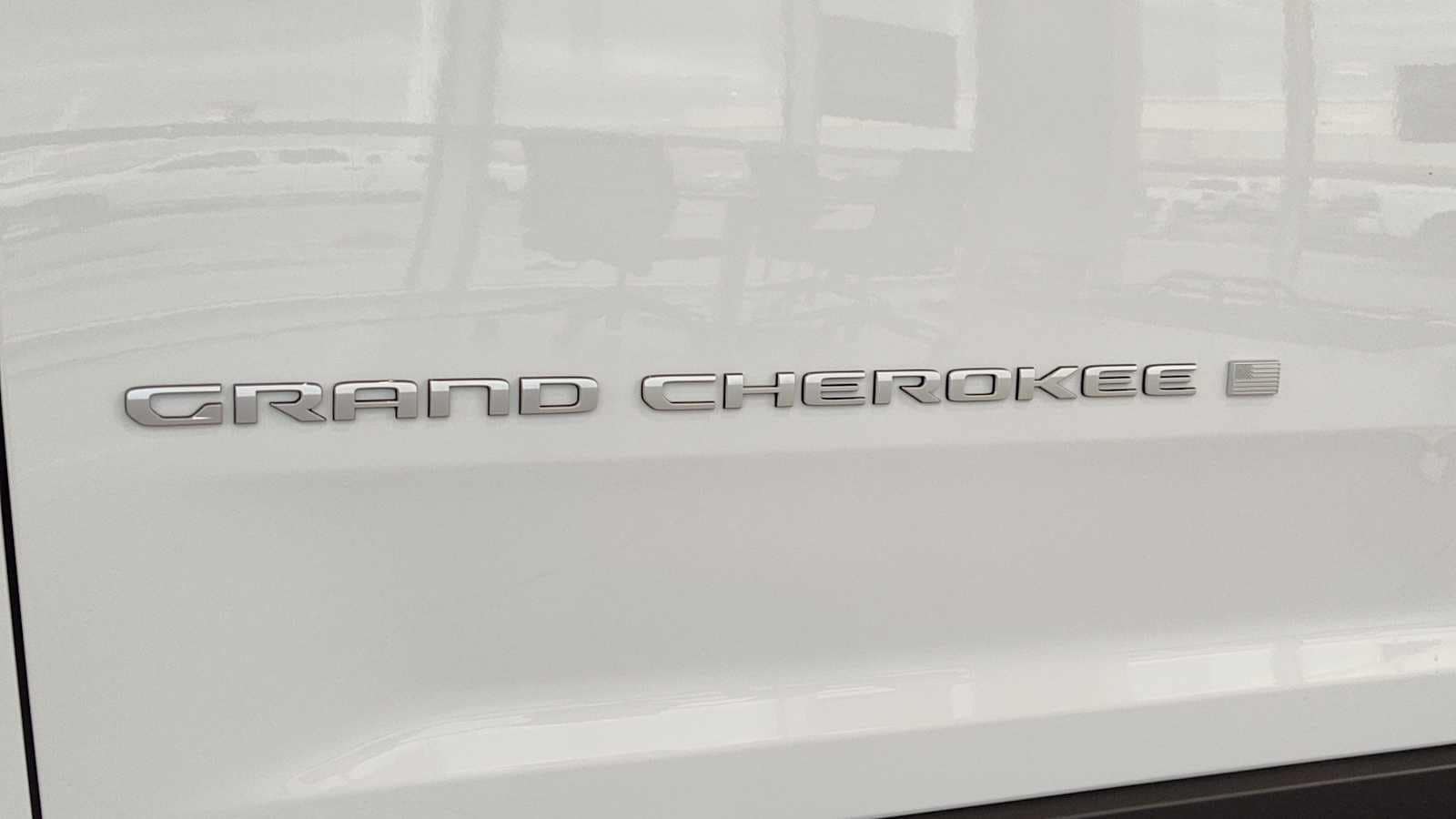 Thumbnail: 2025 Jeep Grand Cherokee - 6