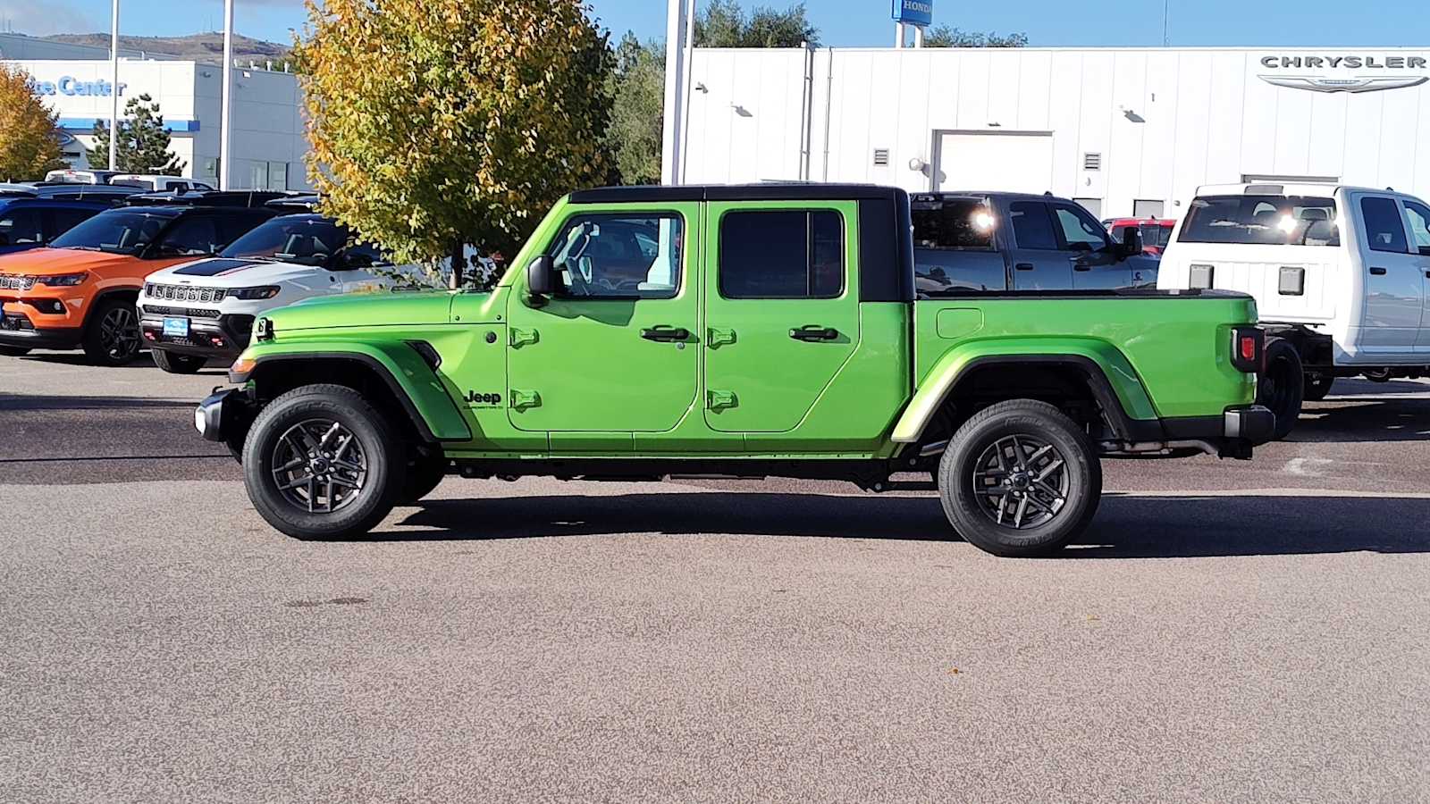 Thumbnail: 2025 Jeep Gladiator - 3