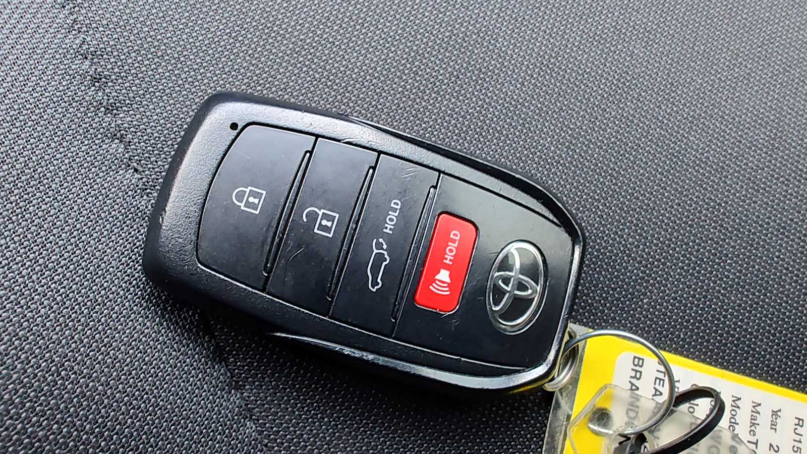 Thumbnail: 2024 Toyota Venza - 20