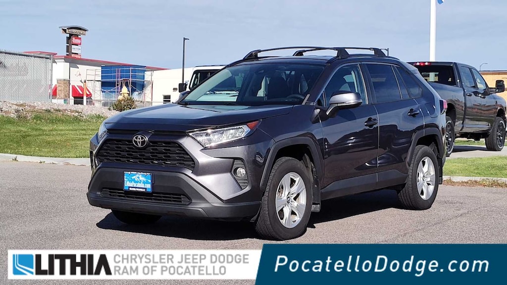 Used 2021 Toyota RAV4 XLE SUV