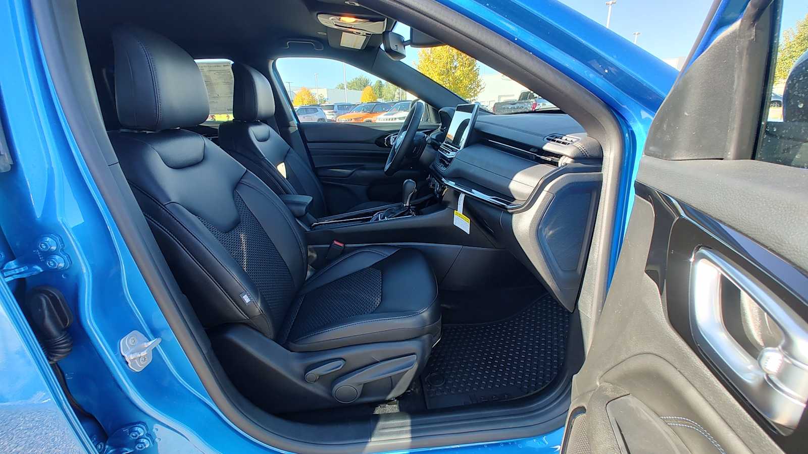 Thumbnail: 2026 Jeep Compass - 14