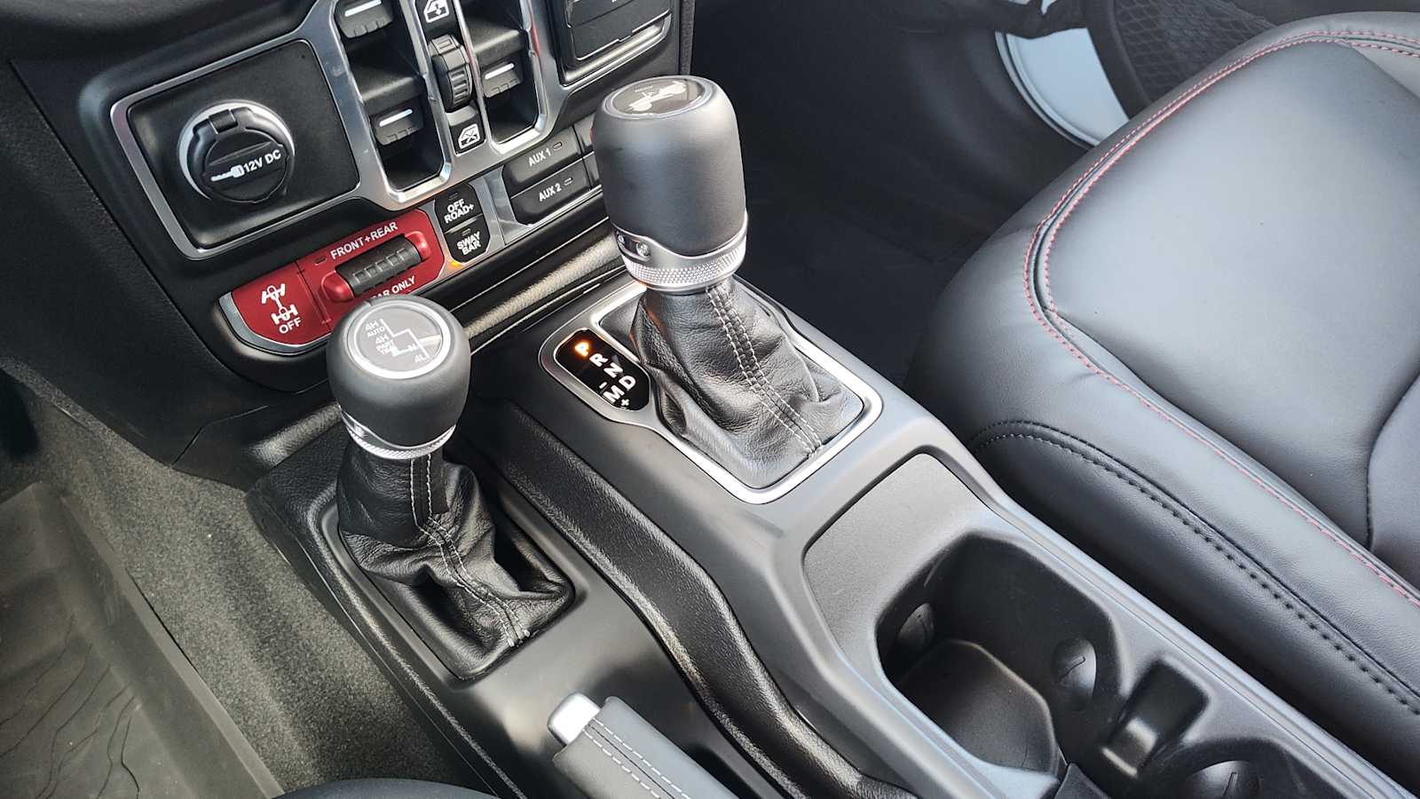 Thumbnail: 2026 Jeep Wrangler - 17