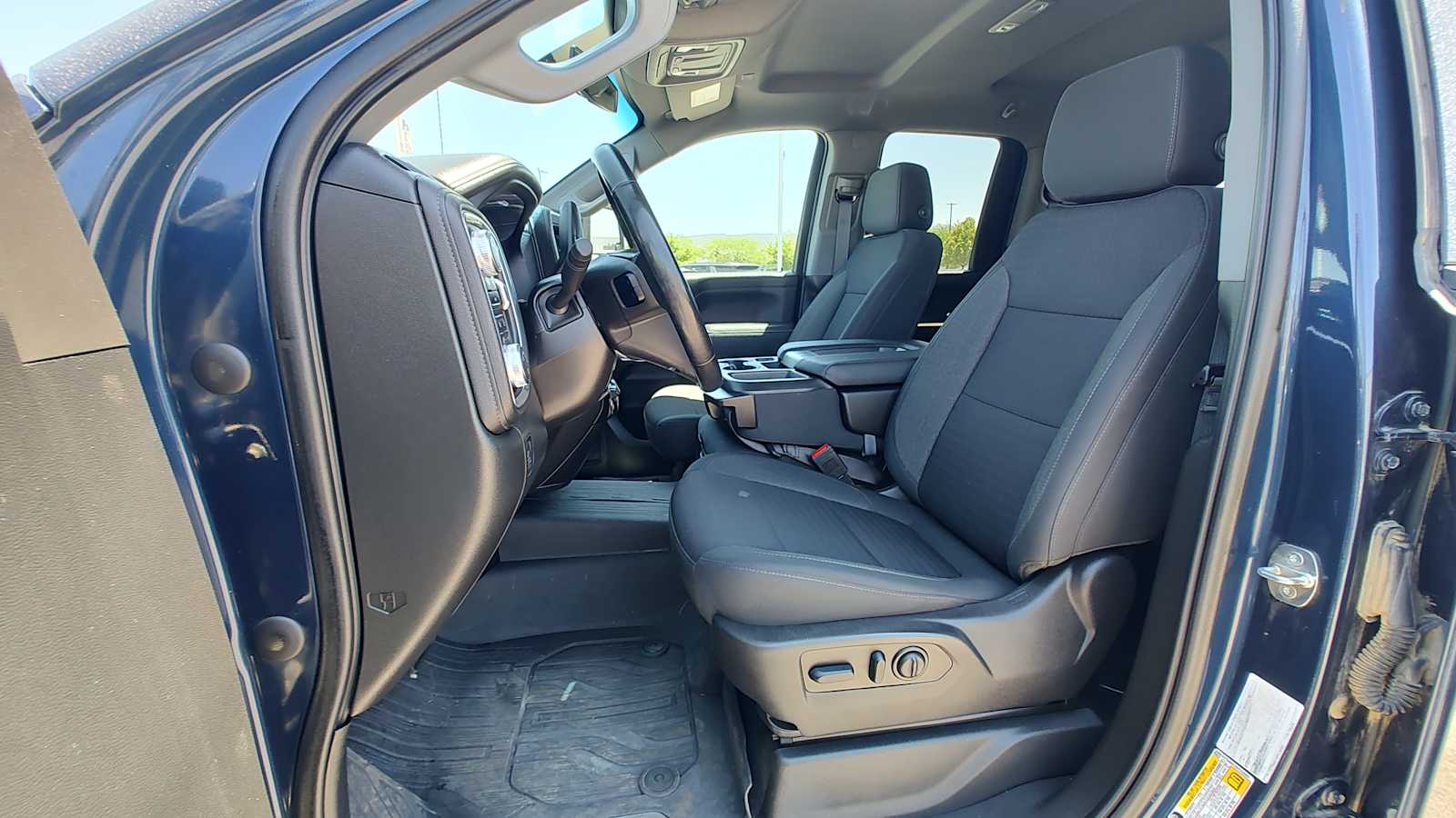 Thumbnail: 2023 GMC Sierra 2500 - 11