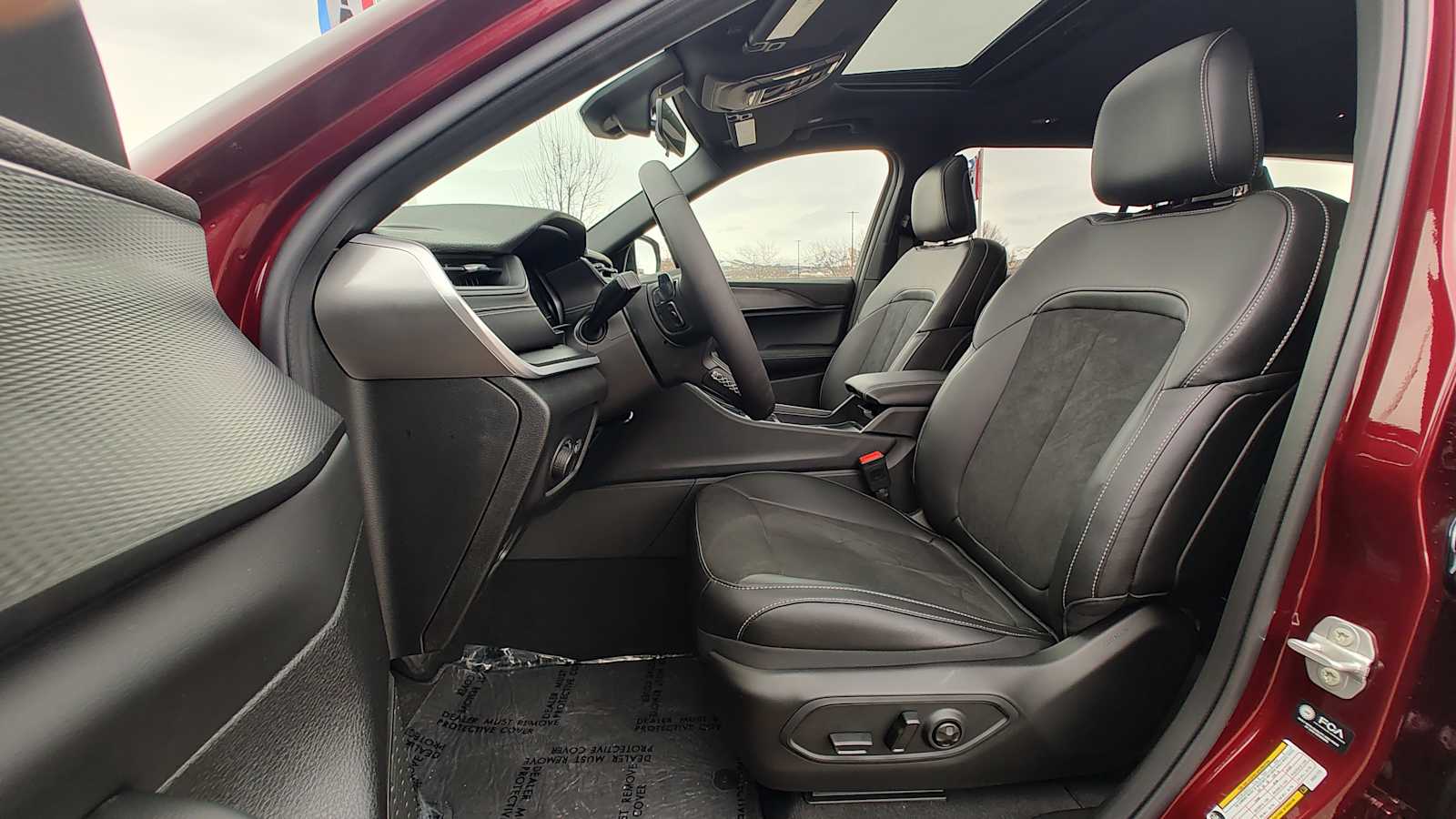 Thumbnail: 2025 Jeep Grand Cherokee - 11