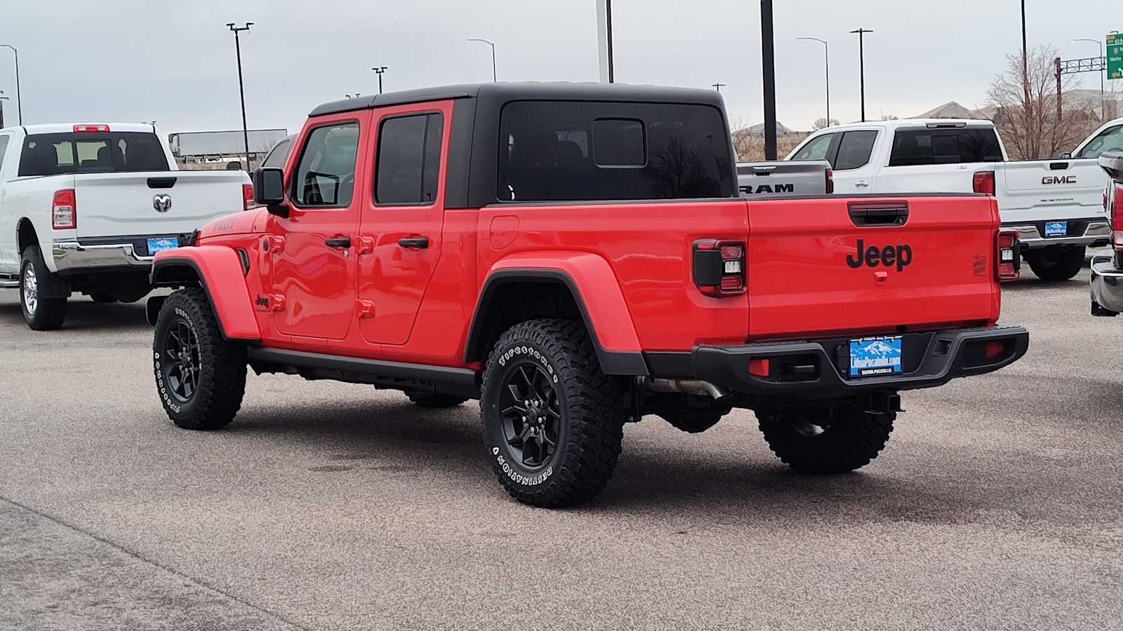 Thumbnail: 2026 Jeep Gladiator - 4