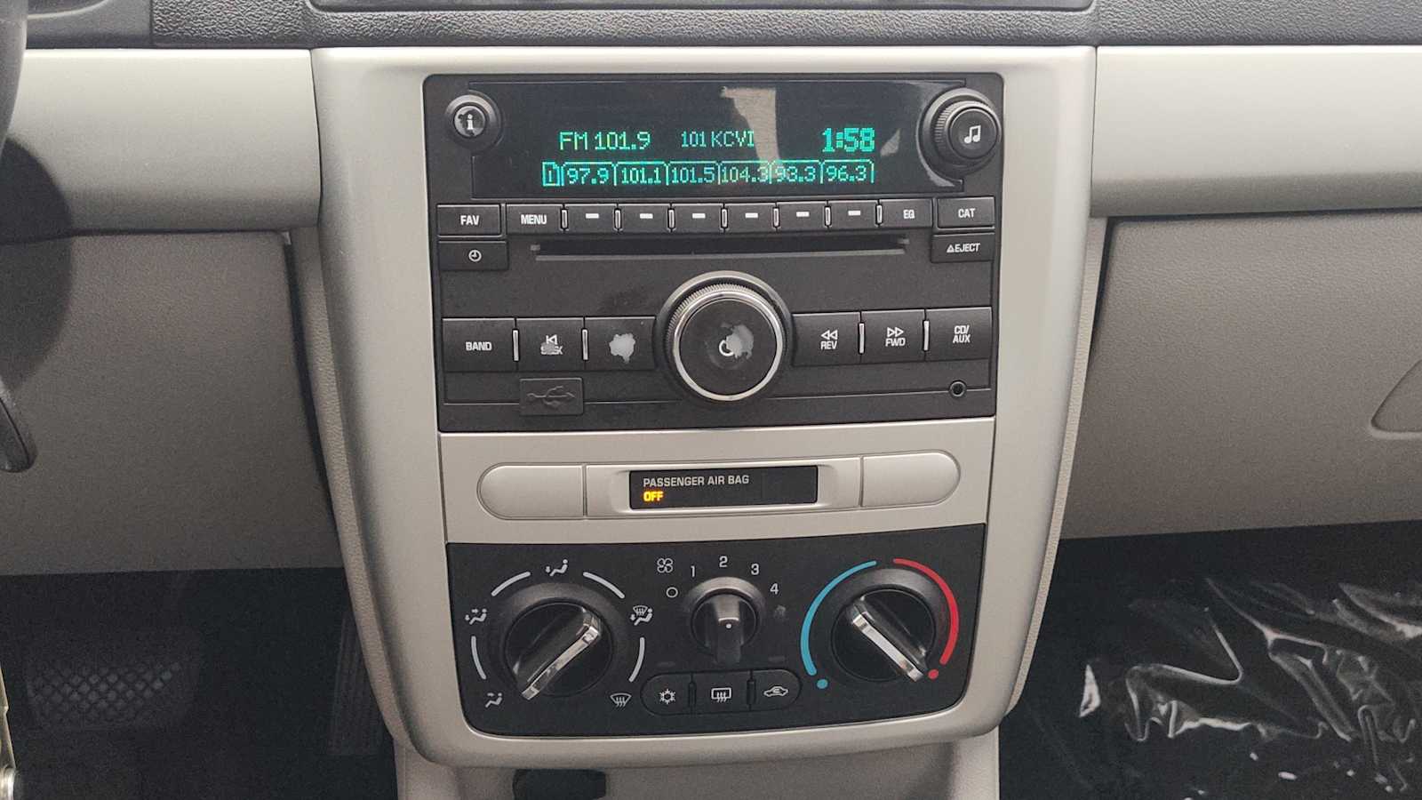 Thumbnail: 2010 Chevrolet Cobalt - 16