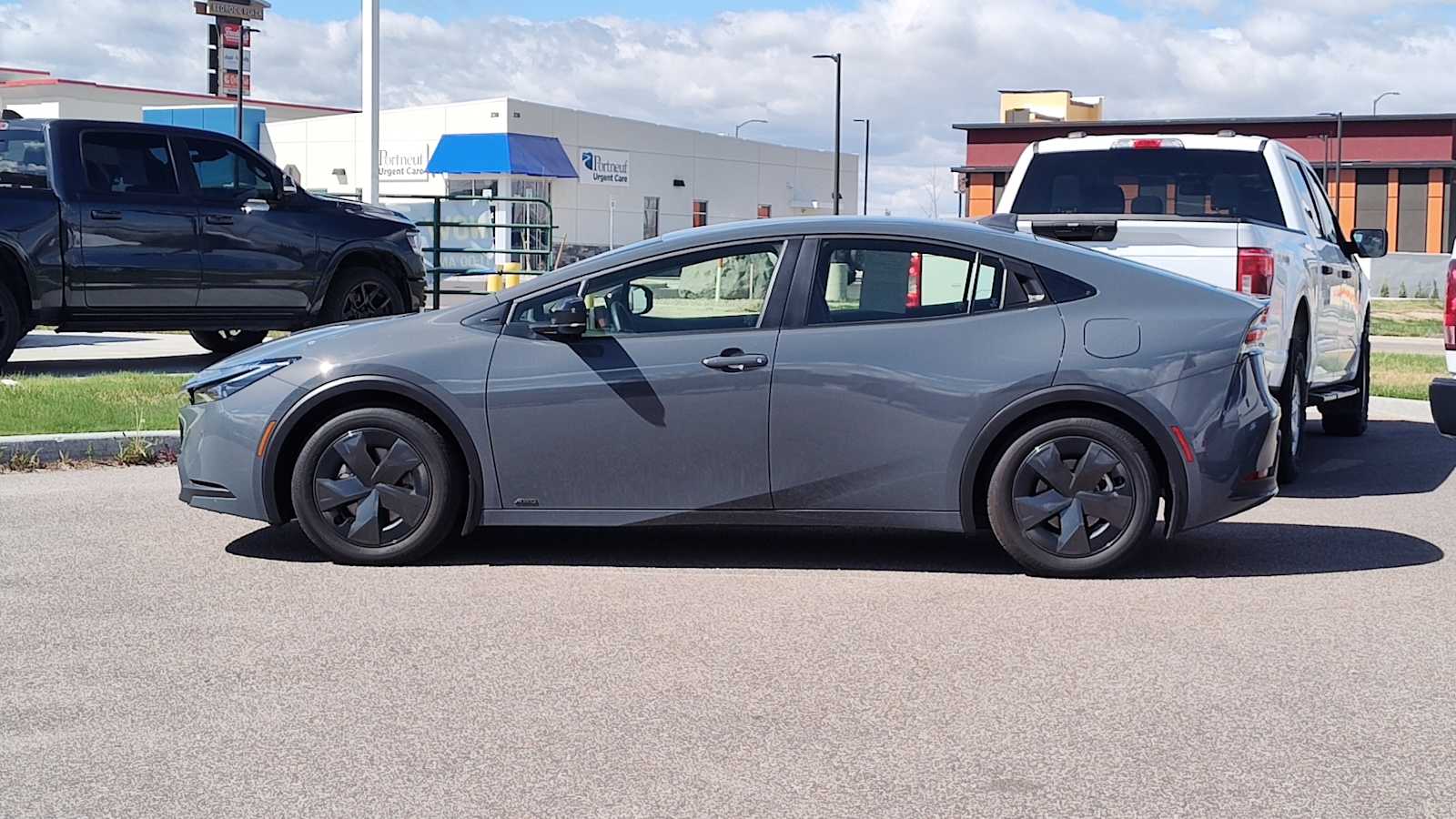 Thumbnail: 2024 Toyota Prius - 3