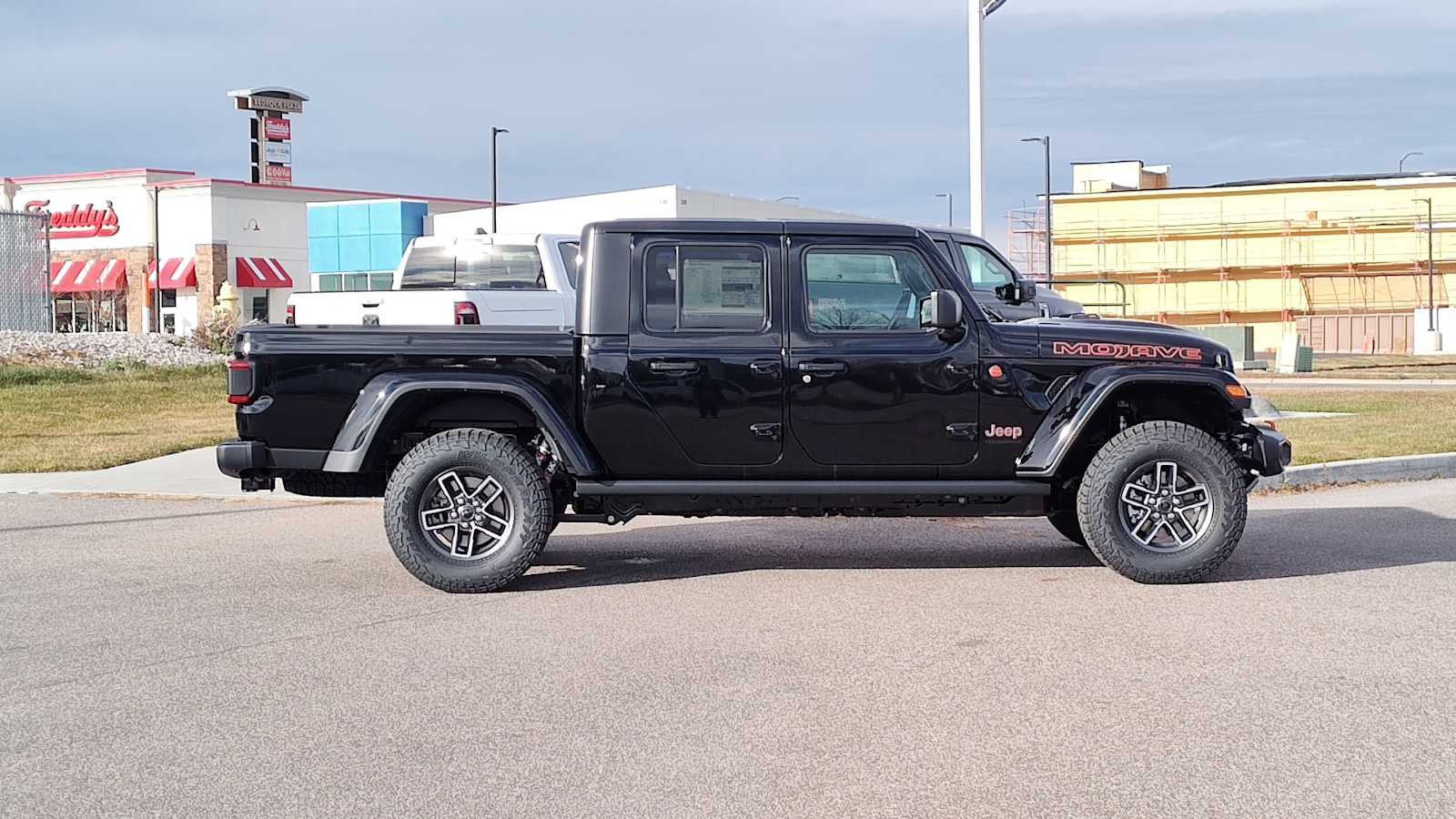 Thumbnail: 2026 Jeep Gladiator - 24