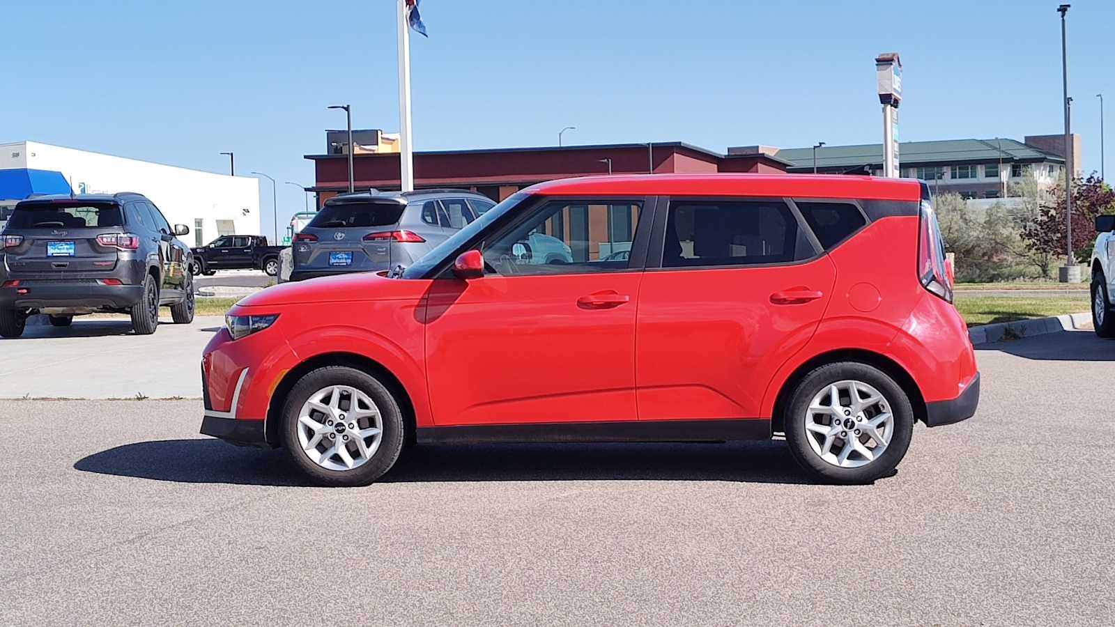 Thumbnail: 2023 Kia Soul - 3