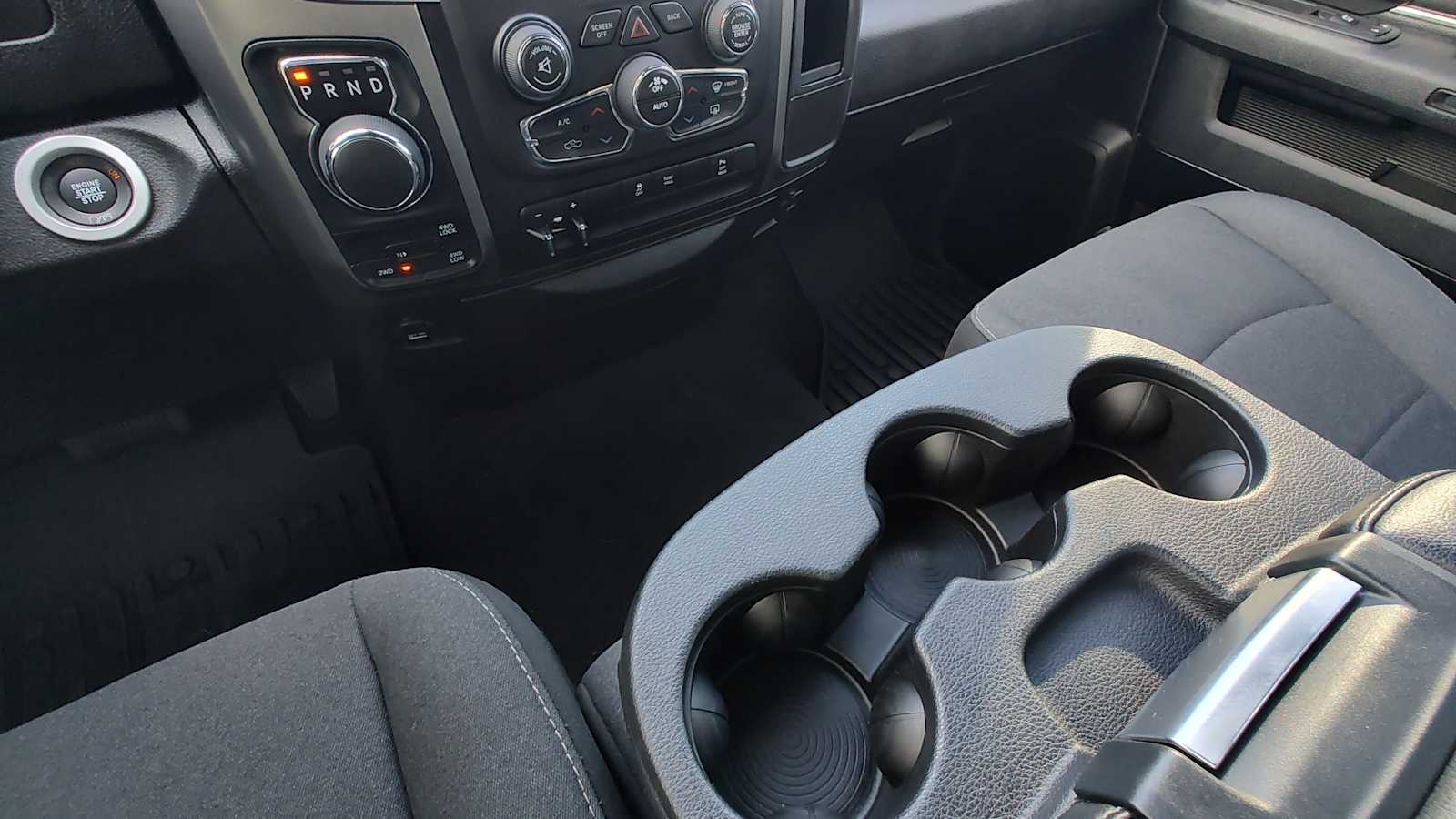 Thumbnail: 2024 RAM 1500 Classic - 17