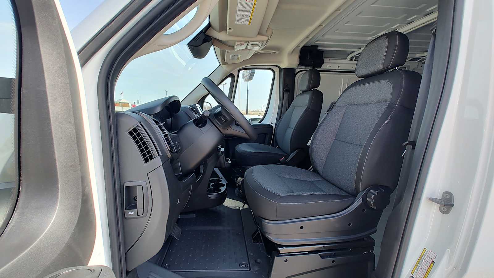 2025 RAM ProMaster  11
