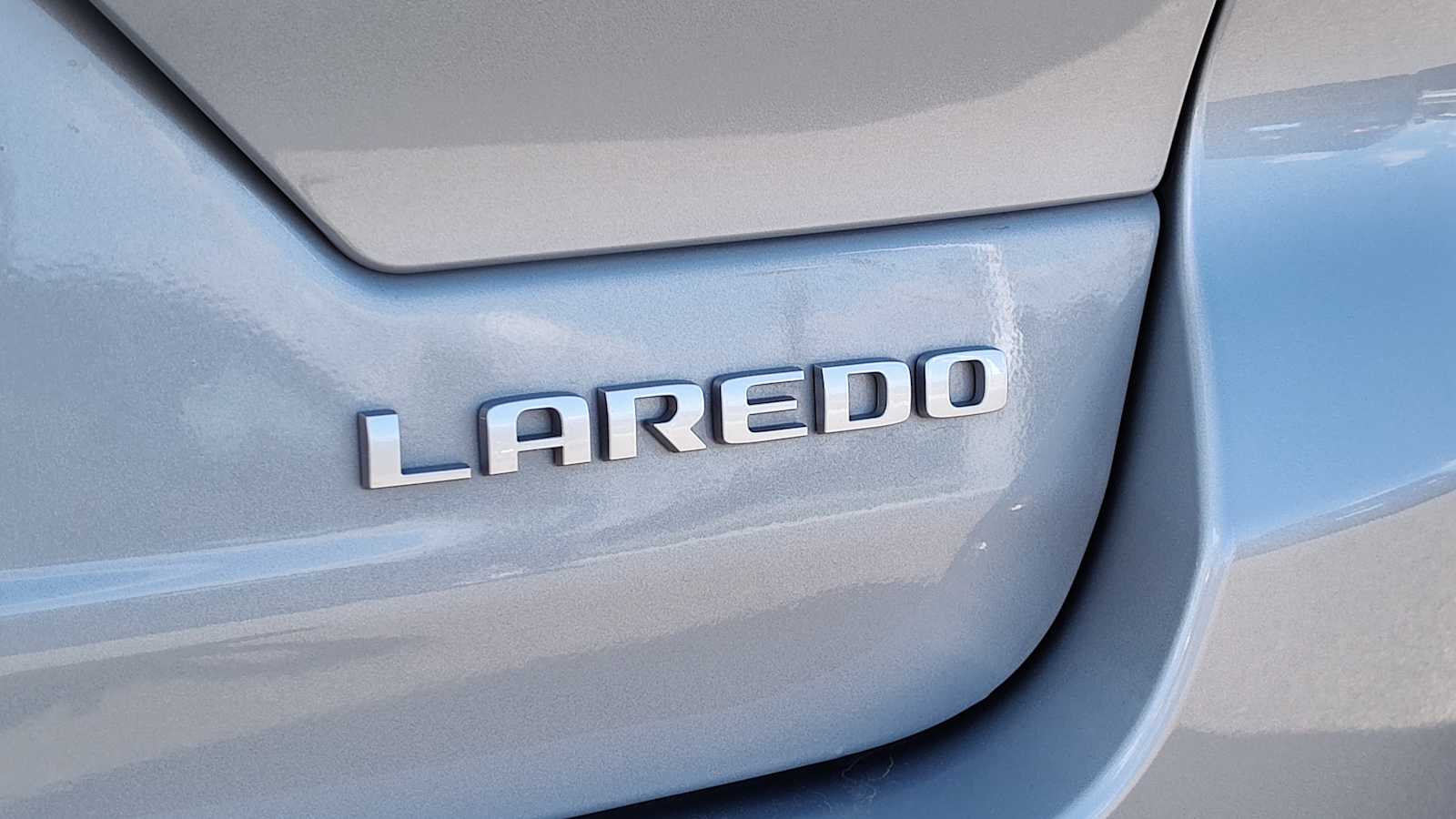 Thumbnail: 2024 Jeep Grand Cherokee - 24