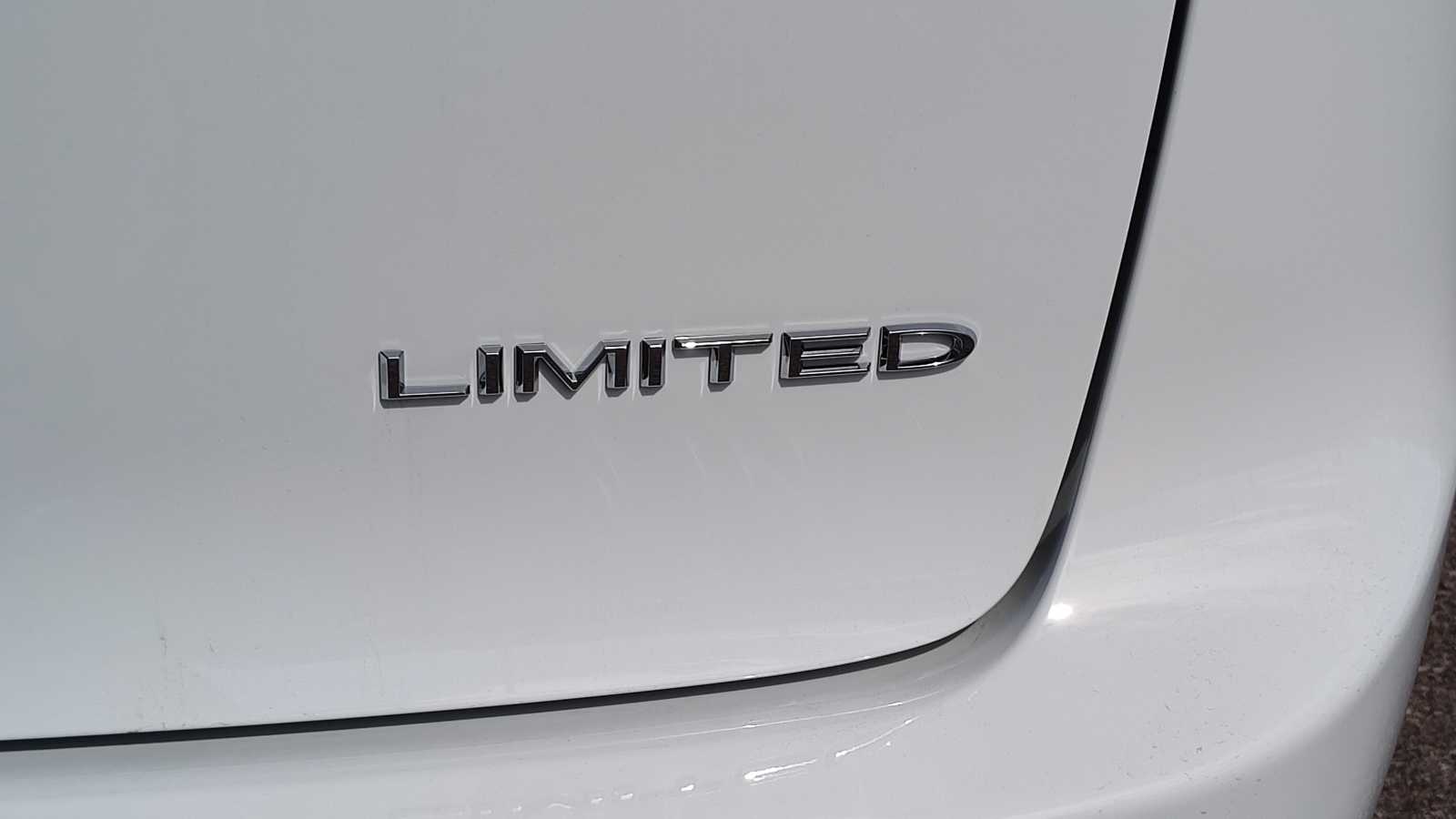 Thumbnail: 2024 Chrysler Pacifica - 24