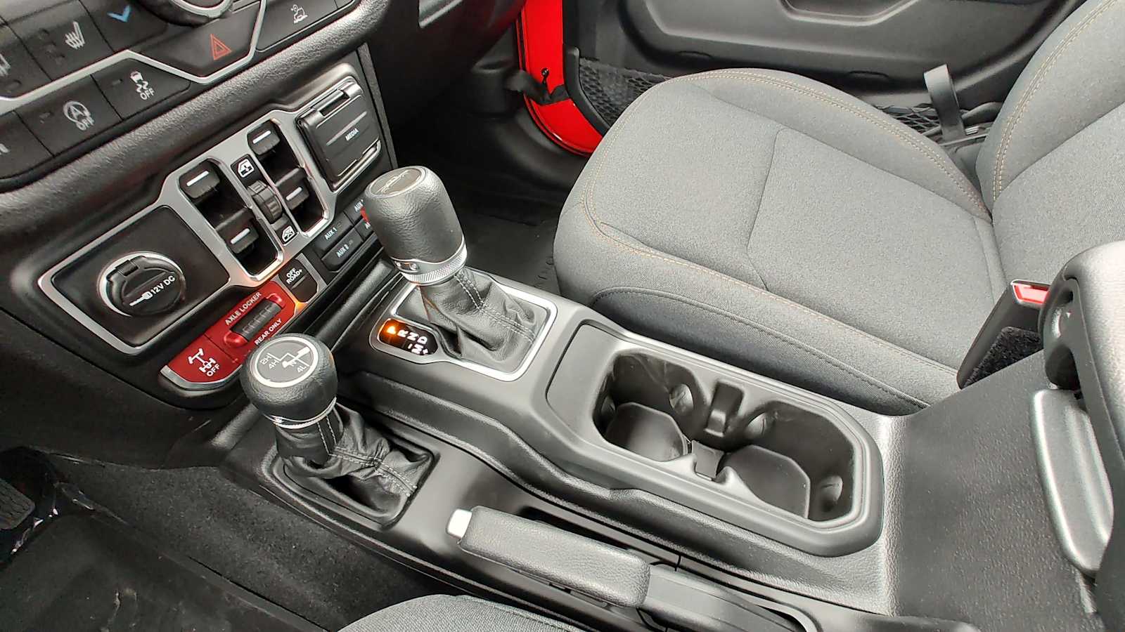 Thumbnail: 2026 Jeep Gladiator - 17