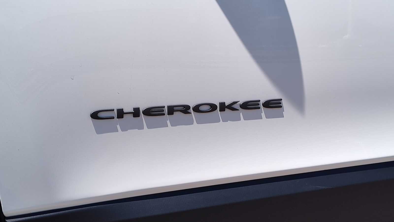 Thumbnail: 2017 Jeep Cherokee - 7