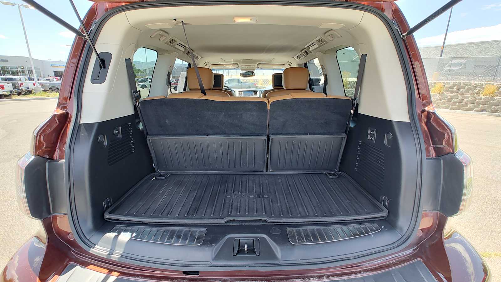 Thumbnail: 2017 Nissan Armada - 19