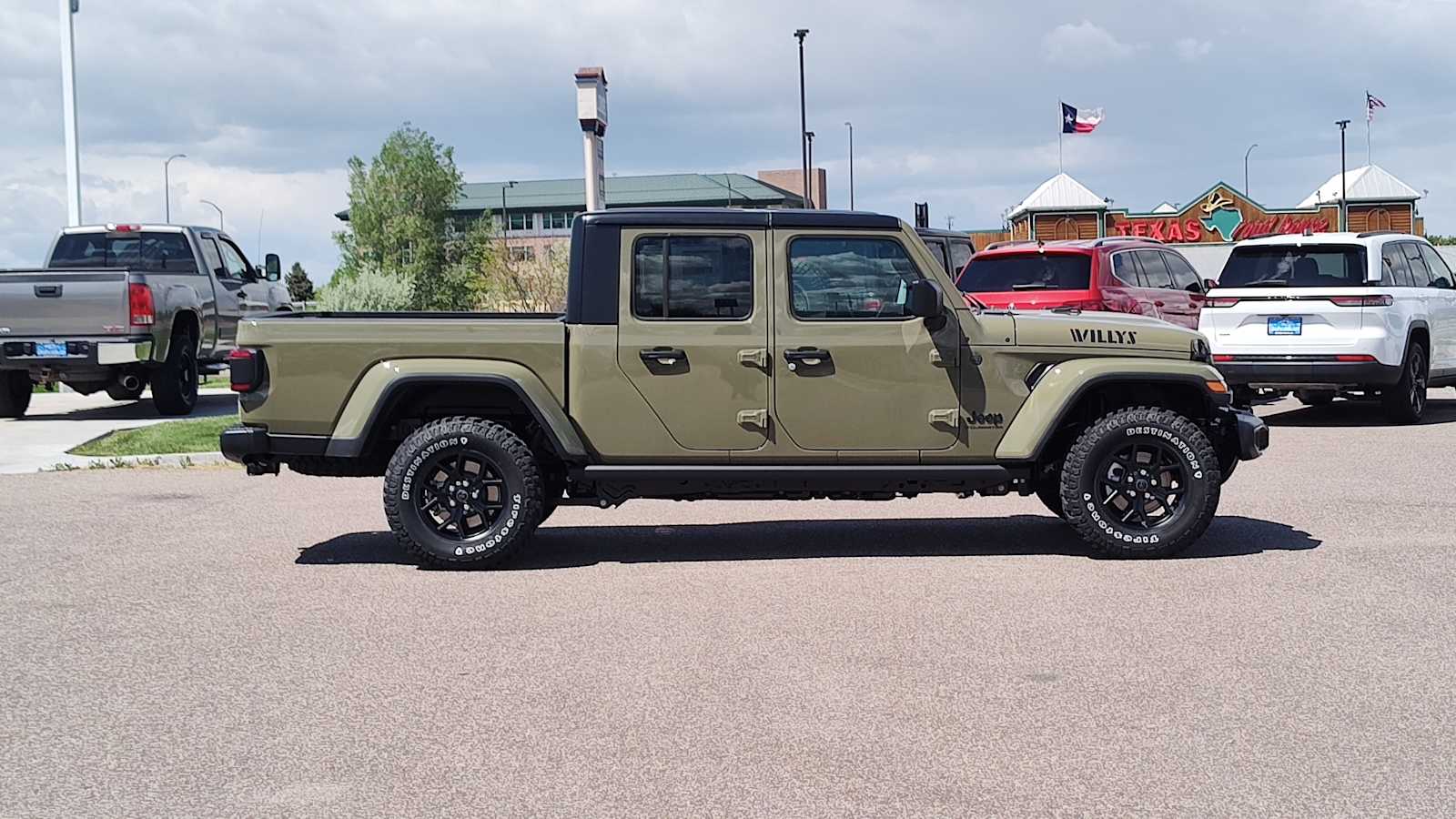 Thumbnail: 2025 Jeep Gladiator - 25