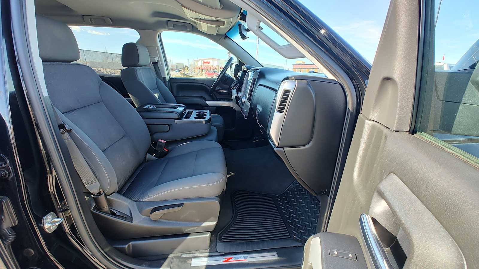 Thumbnail: 2018 Chevrolet Silverado 1500 - 14