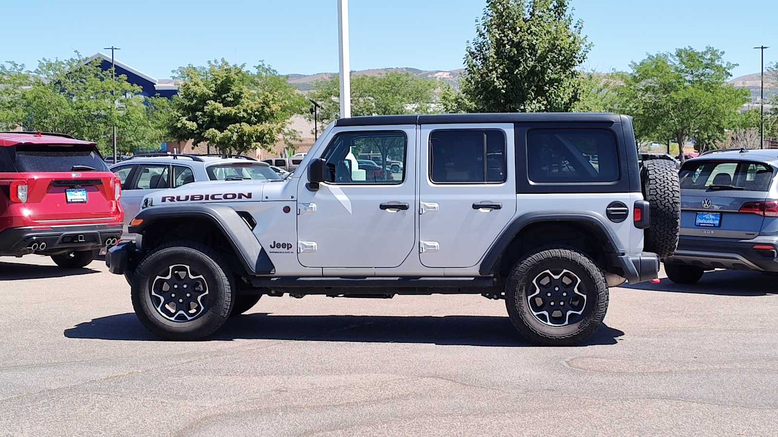 Thumbnail: 2023 Jeep Wrangler - 3