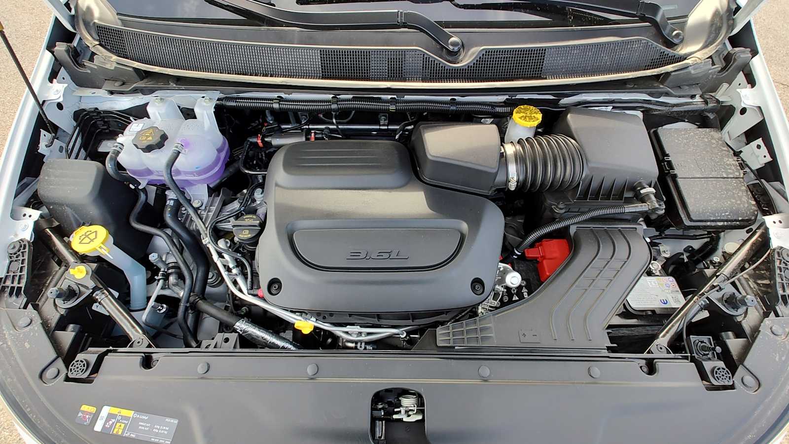 Thumbnail: 2026 Chrysler Pacifica - 9