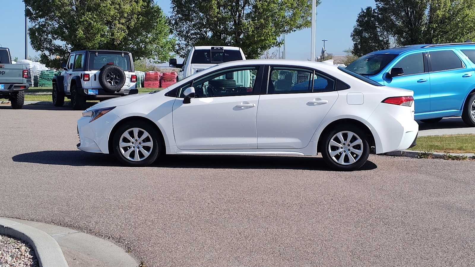 Thumbnail: 2024 Toyota Corolla - 3