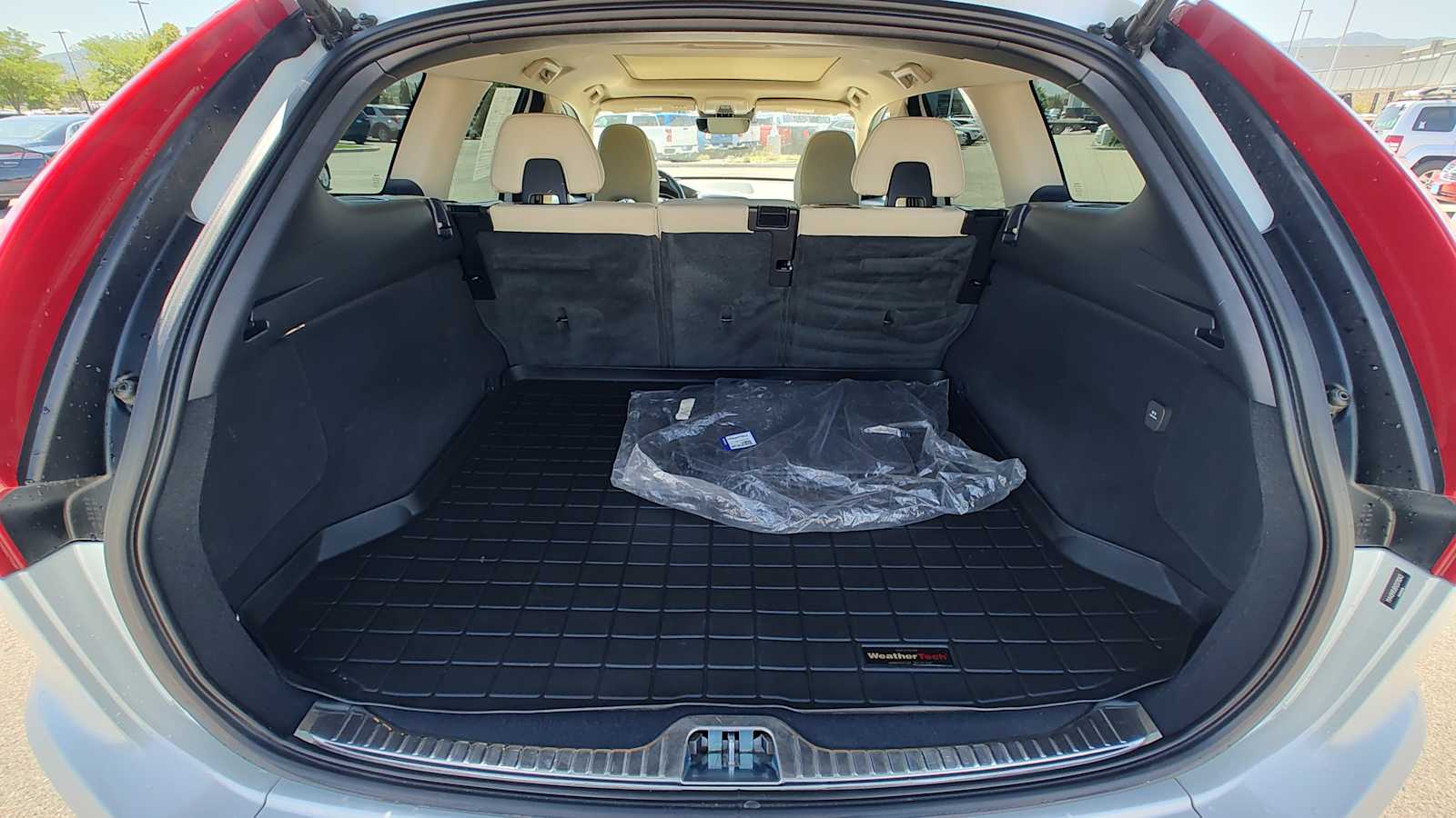 2017 Volvo XC60 T6 Inscription 19