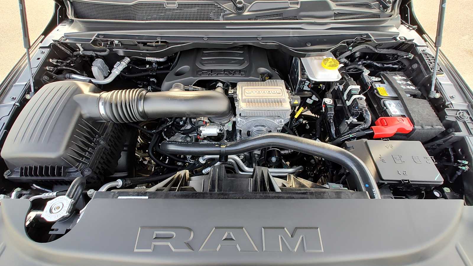 Thumbnail: 2026 RAM 1500 - 9